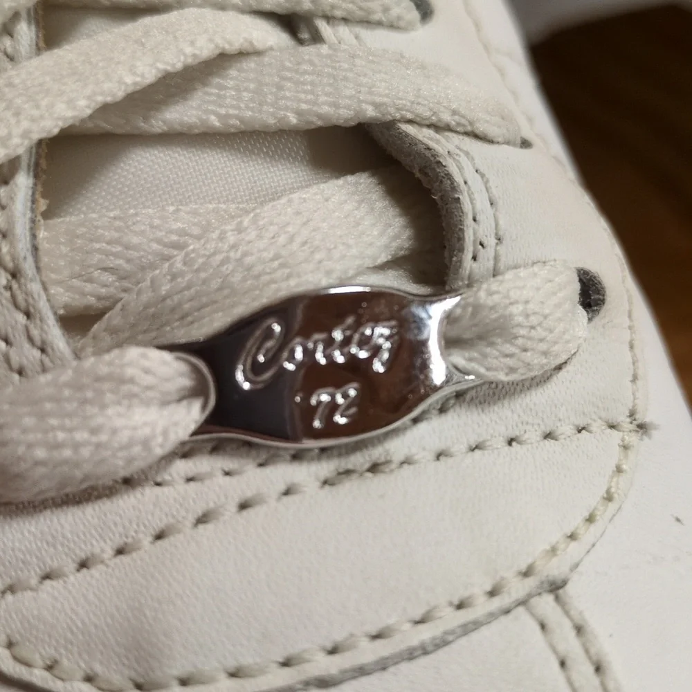 NIke Cortez 72 White Sneakers 2008 Womens Size 8.5